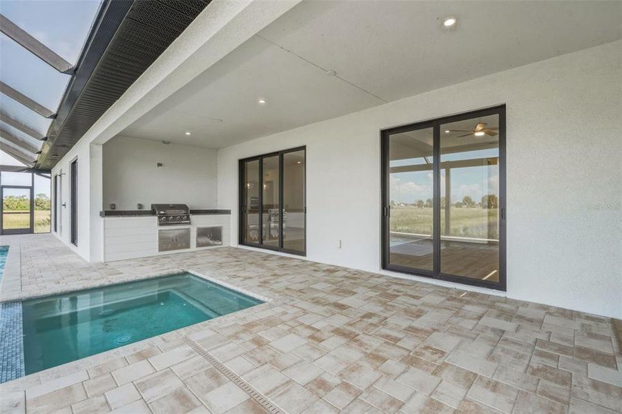 Exterior details and patio area of a home in , Placida (Image 4).