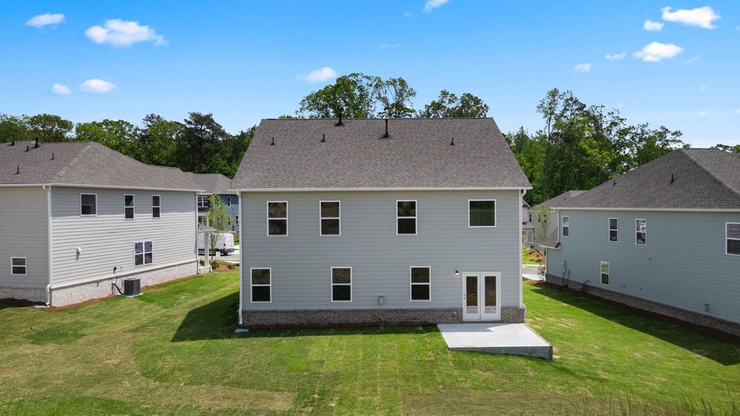 Representative exterior details of a home built from the BELLVIEW by D.R. Horton in Butner Estates, South Fulton (Image 4).