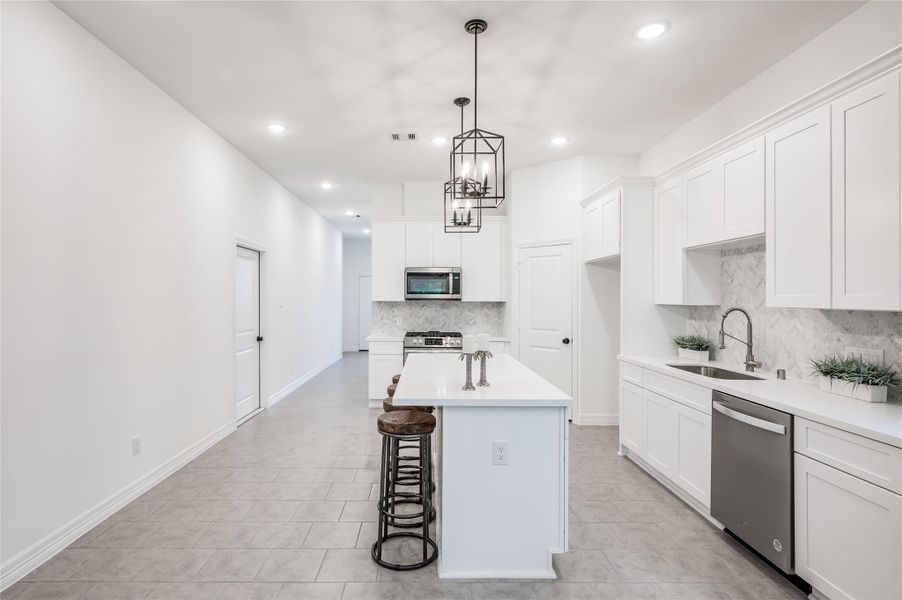 Furnished interior view inside a new home in , Missouri City (Image 25).
