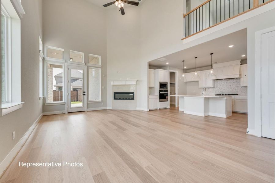 Representative unfurnished interior of a home built from the Royal Catherine IV by Grand Homes in Edgewater, Fate (Image 16).