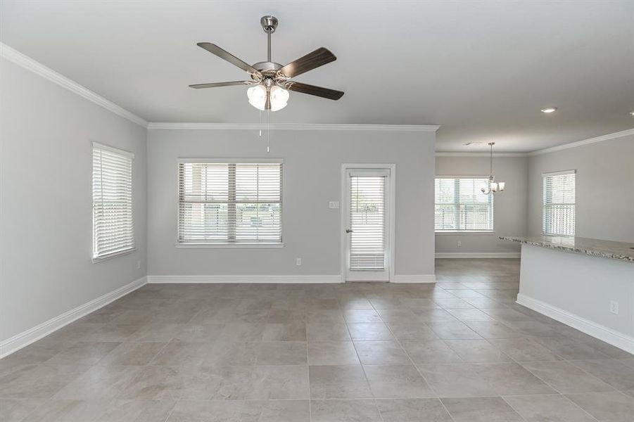 Family Room w Crown moulding