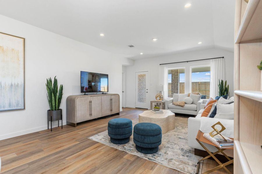 Furnished interior view inside a new home in , Iowa Colony (Image 28).