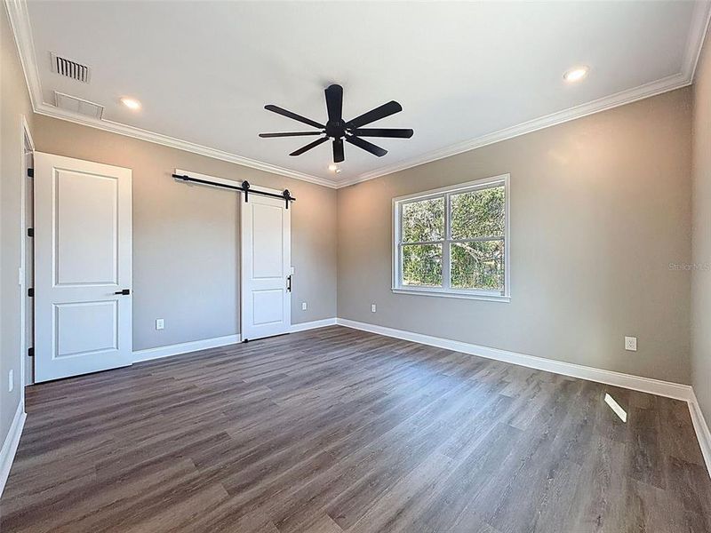 Spacious, unfurnished interior of a new home in , Lakeland (Image 73).