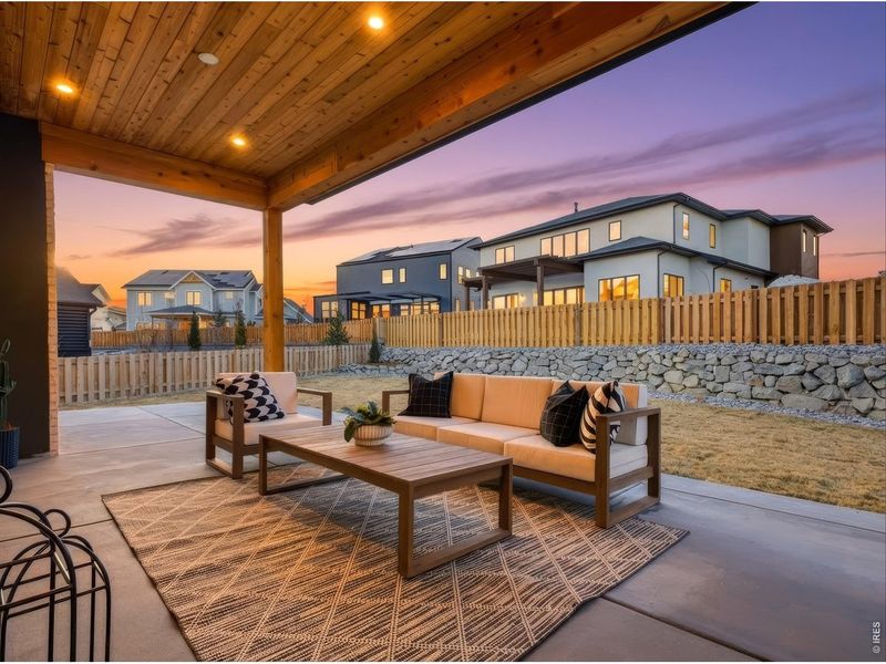 Community amenities in , Louisville (Image 49).