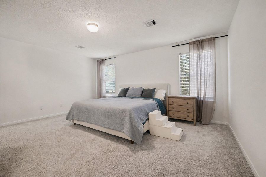 Furnished interior view inside a new home in , Tomball (Image 17).