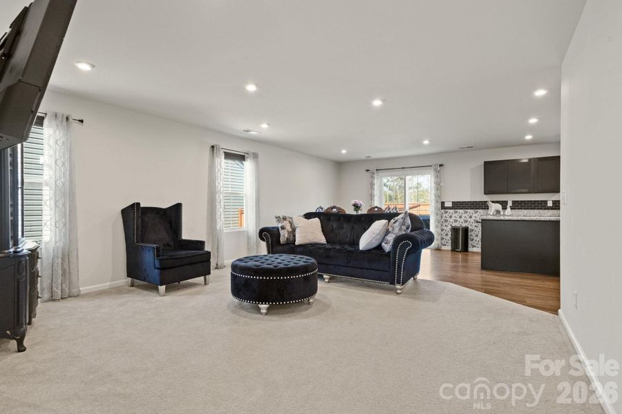 Furnished interior view inside a new home in , Piedmont (Image 10).