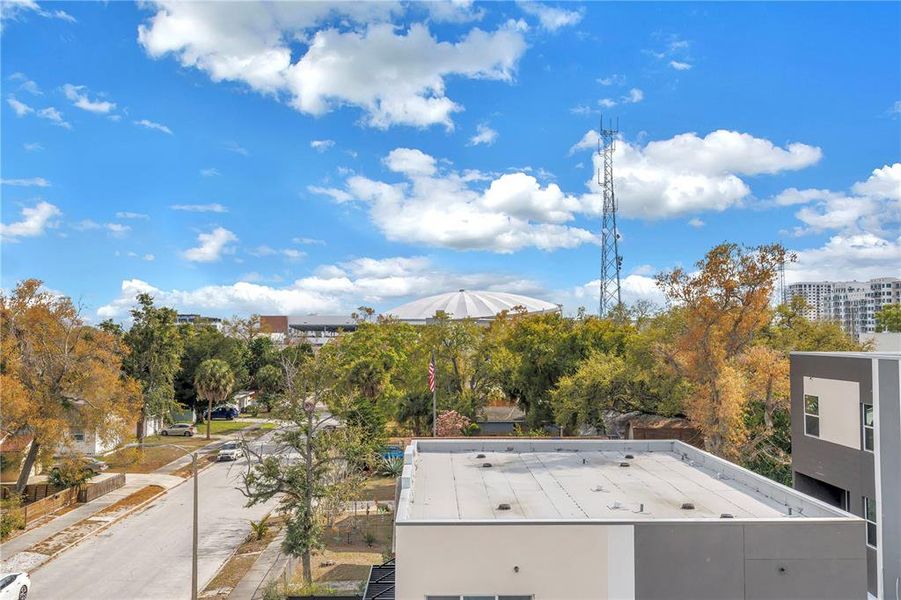 Image 28 of a home in .