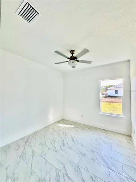Spacious, unfurnished interior of a new home in , Palm Bay (Image 12).