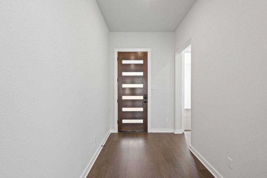 Spacious, unfurnished interior of a new home in Park Central, Georgetown (Image 18).