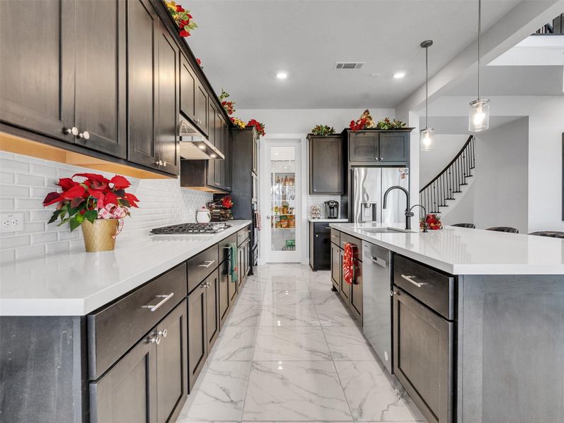 Furnished interior view inside a new home in , Conroe (Image 29). Furnished interior view inside a new home in , Conroe (Image 29).