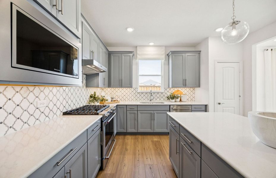 Representative furnished interior of a home built from the Compass by Del Webb in Del Webb at Trinity Falls, McKinney (Image 25). Representative furnished interior of a home built from the Compass by Del Webb in Del Webb at Trinity Falls, McKinney (Image 25).