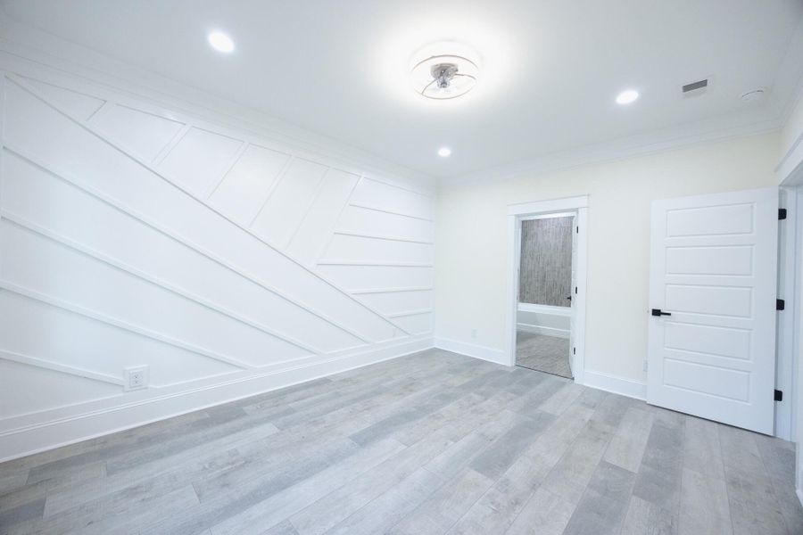 Spacious, unfurnished interior of a new home in , North Charleston (Image 62).