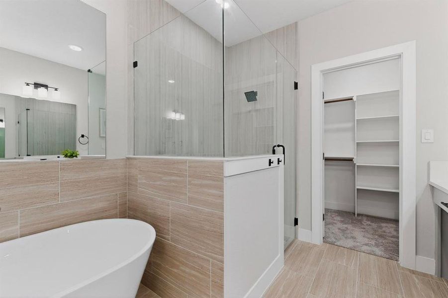 Furnished interior view inside a new home in , Rowlett (Image 5).