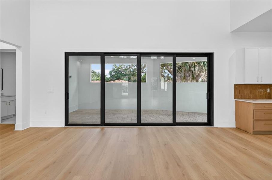 Spacious, unfurnished interior of a new home in , Tampa (Image 76). Spacious, unfurnished interior of a new home in , Tampa (Image 76).
