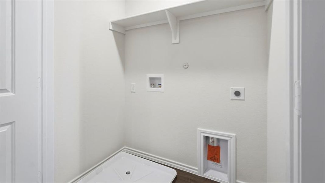 Spacious, unfurnished interior of a new home in Arbor Trails South, Princeton (Image 25).
