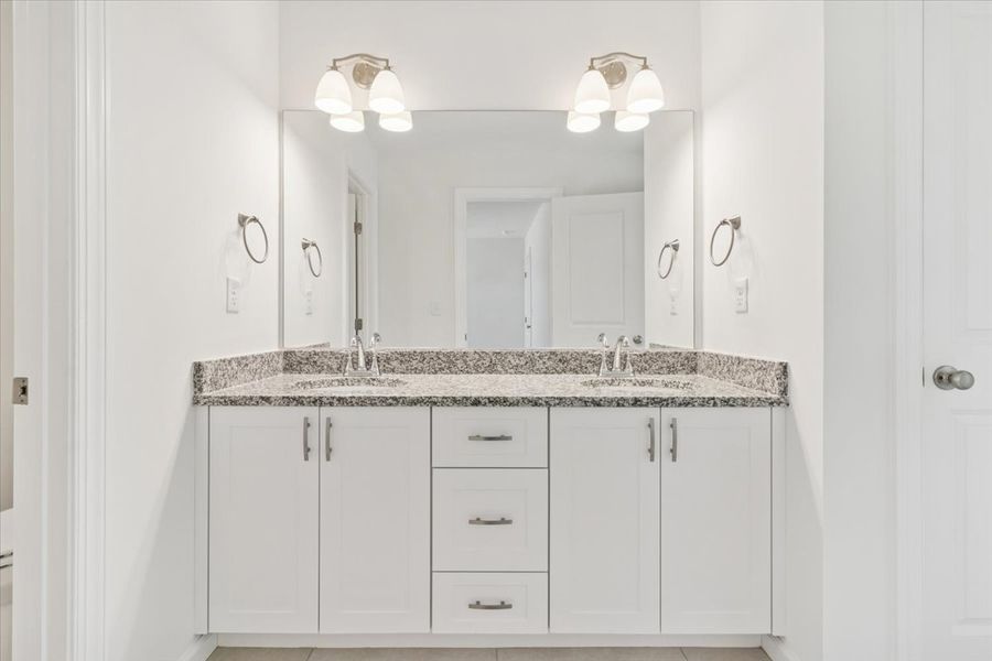 Furnished interior view inside a new home in Tillery Park, Grovetown (Image 11).