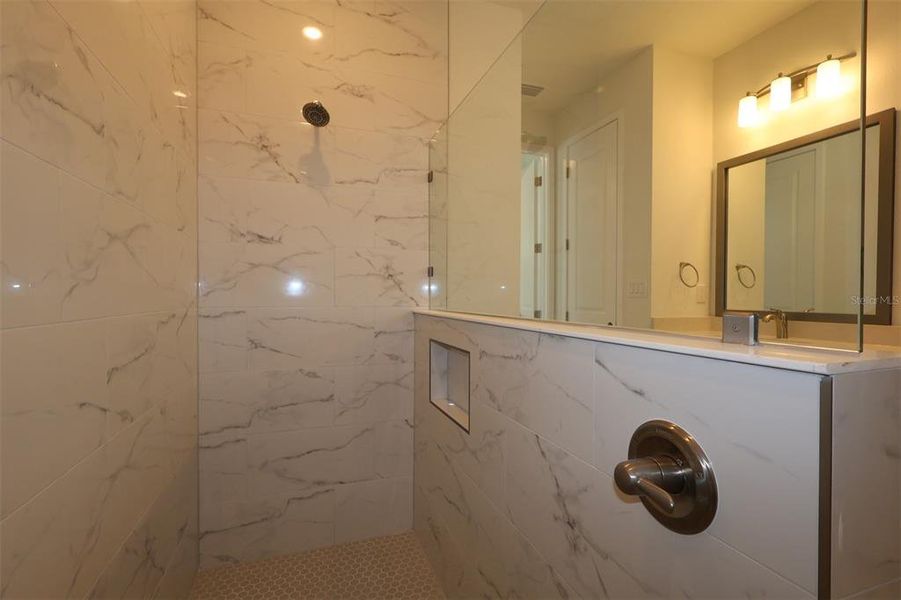 Furnished interior view inside a new home in Vistera of Venice – Cottage Series, Nokomis (Image 9).