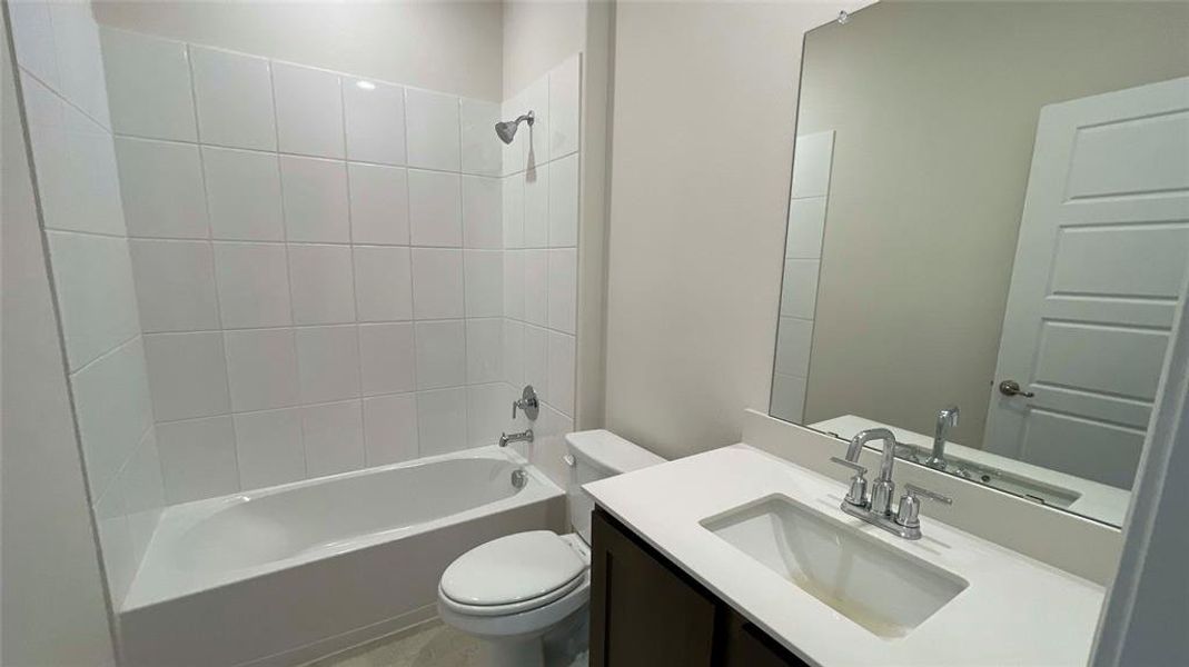 Furnished interior view inside a new home in Elevon, Lavon (Image 8). Furnished interior view inside a new home in Elevon, Lavon (Image 8).