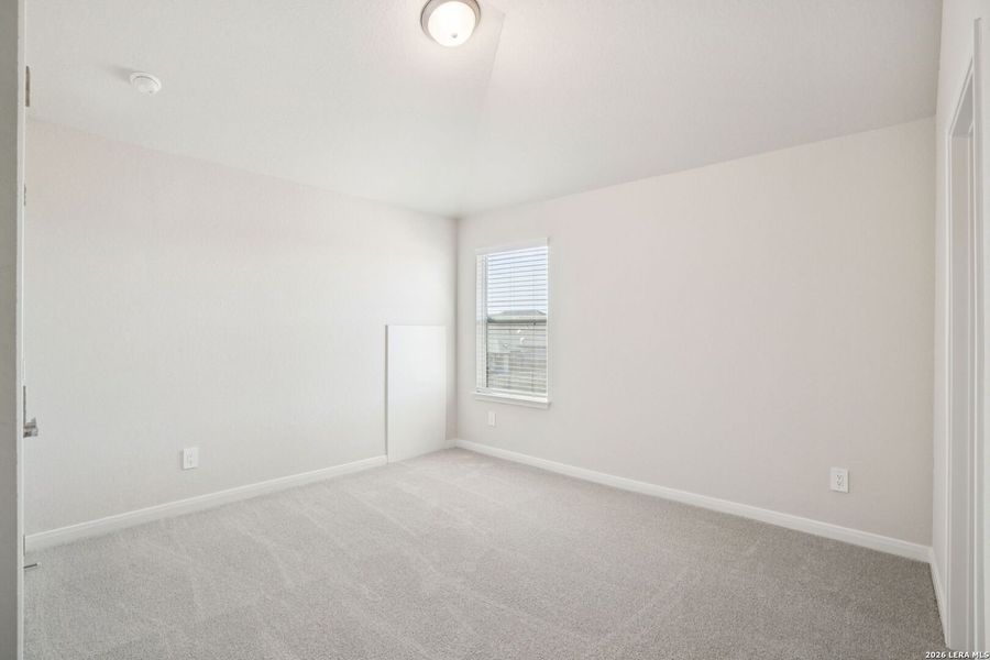 Spacious, unfurnished interior of a new home in Carmel Ranch, Schertz (Image 42).