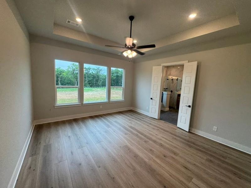 Spacious, unfurnished interior of a new home in , Van Alstyne (Image 10).