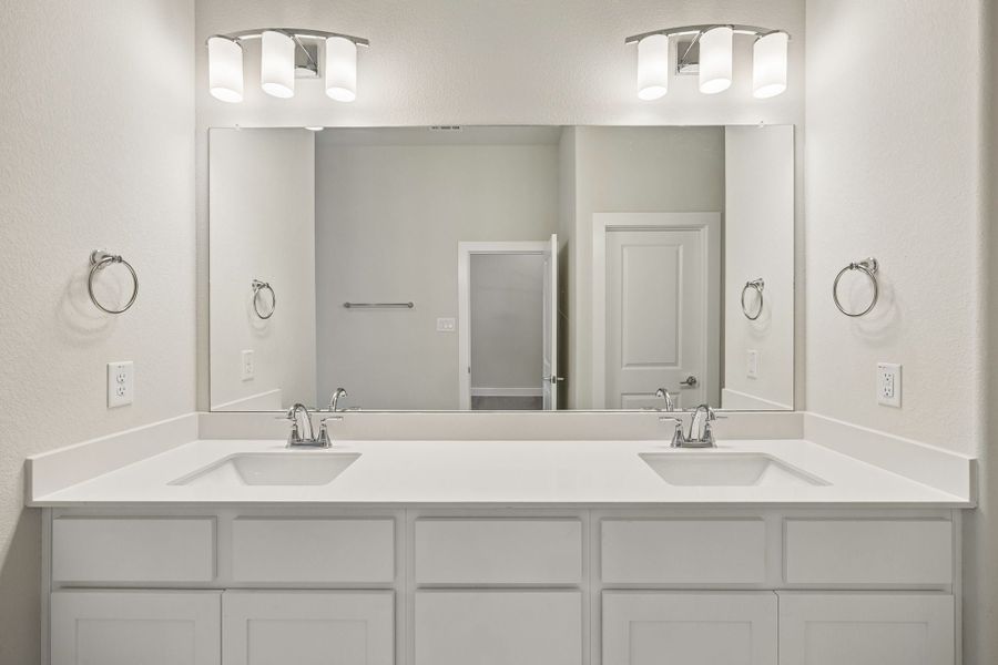 Furnished interior view inside a new home in Dove Hollow, Waxahachie (Image 11). Furnished interior view inside a new home in Dove Hollow, Waxahachie (Image 11).