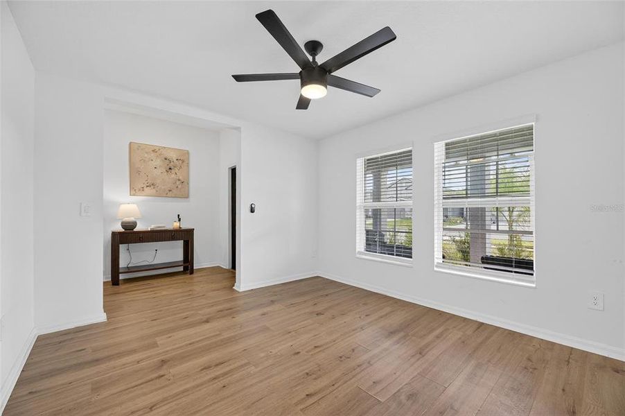 Spacious, unfurnished interior of a new home in Balm Grove, Wimauma (Image 26).