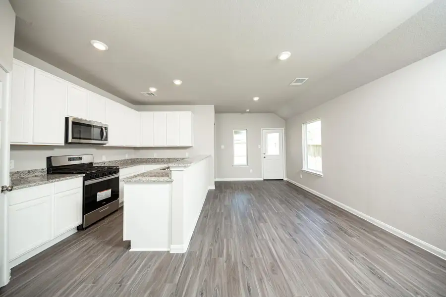 Image 16 of a home in Cliffstone Hills. Image 16 of a home in Cliffstone Hills.