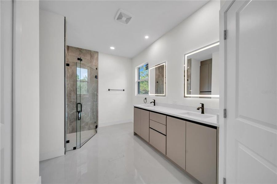 Furnished interior view inside a new home in , Lehigh Acres (Image 12).