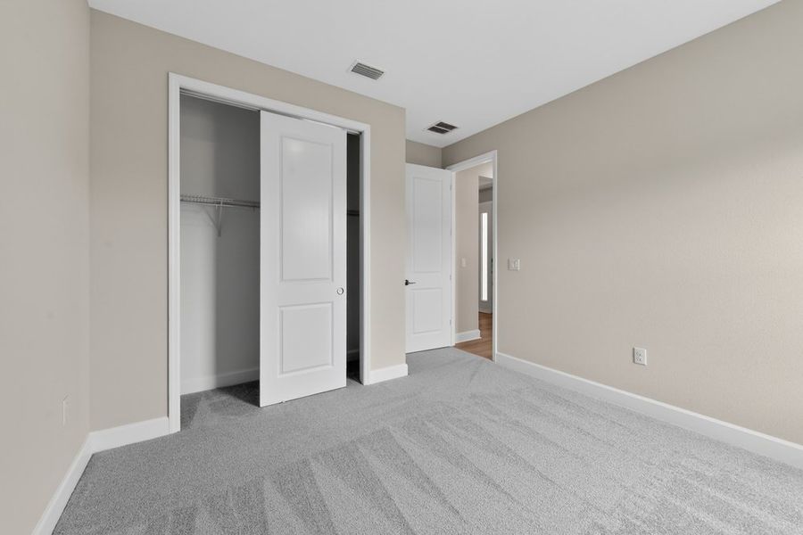 Spacious, unfurnished interior of a new home in Tiburon, Nokomis (Image 14). Spacious, unfurnished interior of a new home in Tiburon, Nokomis (Image 14).