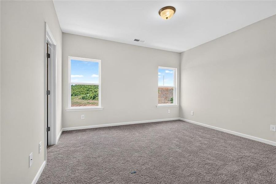 Spacious, unfurnished interior of a new home in Fairington, Cartersville (Image 35).