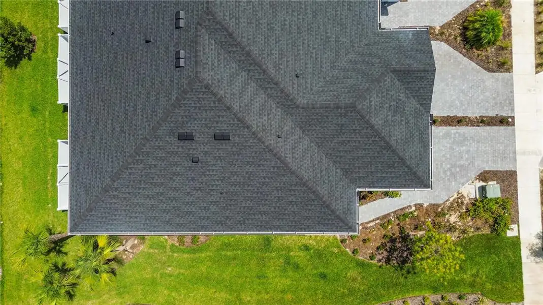 Exterior details and patio area of a home in , Punta Gorda (Image 3).