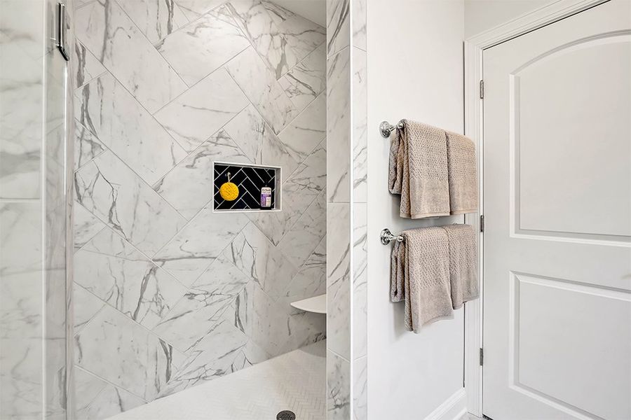 Charleston Harbor, Master Bathroom