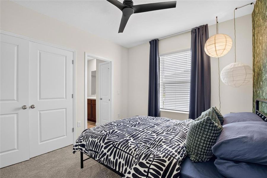 Furnished interior view inside a new home in , Plant City (Image 13).