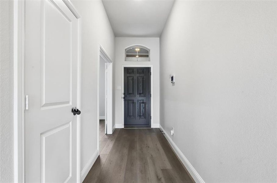 Spacious, unfurnished interior of a new home in Stoneview, Glen Rose (Image 18). Spacious, unfurnished interior of a new home in Stoneview, Glen Rose (Image 18).