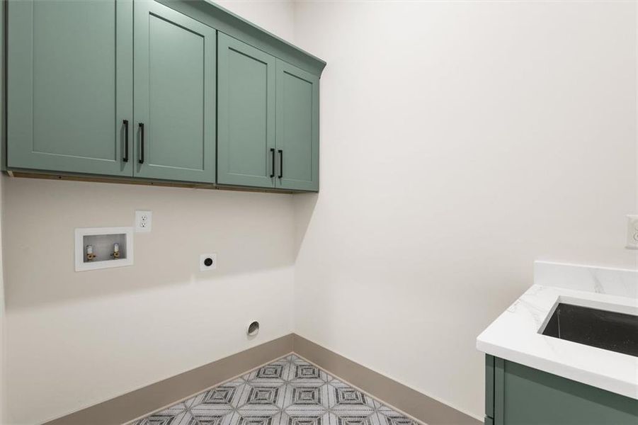 Image 85 of a home in .