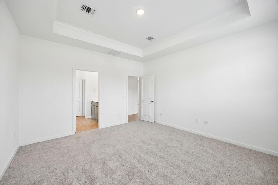 Spacious, unfurnished interior of a new home in Pulte Homes at Two Step Farm, Montgomery (Image 26).