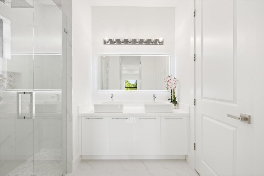 Image 44 of a home in .