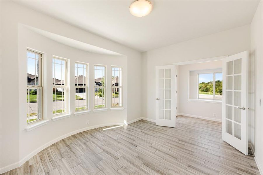 Spacious, unfurnished interior of a new home in Bear Creek Elements, Lavon (Image 22). Spacious, unfurnished interior of a new home in Bear Creek Elements, Lavon (Image 22).