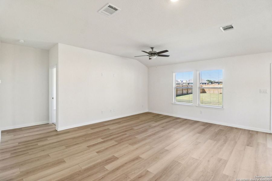 Spacious, unfurnished interior of a new home in Legendary Trails - Classic Series, Cibolo (Image 36). Spacious, unfurnished interior of a new home in Legendary Trails - Classic Series, Cibolo (Image 36).