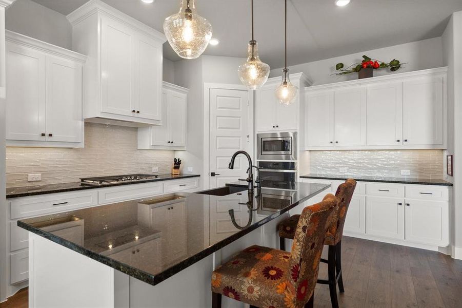 Furnished interior view inside a new home in , Fort Worth (Image 26). Furnished interior view inside a new home in , Fort Worth (Image 26).