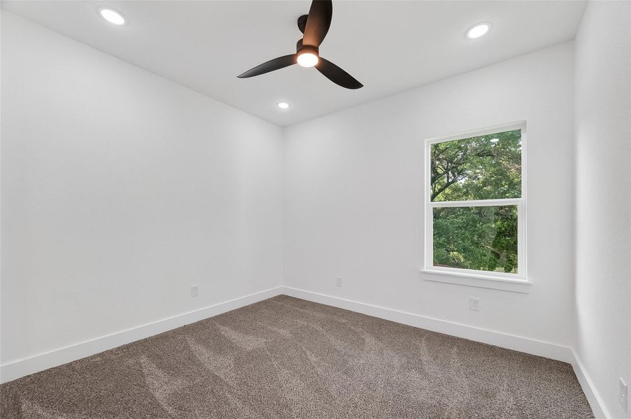 Spacious, unfurnished interior of a new home in , Houston (Image 28).