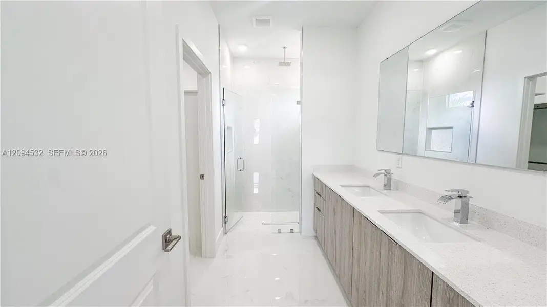 Furnished interior view inside a new home in , Lehigh Acres (Image 4).