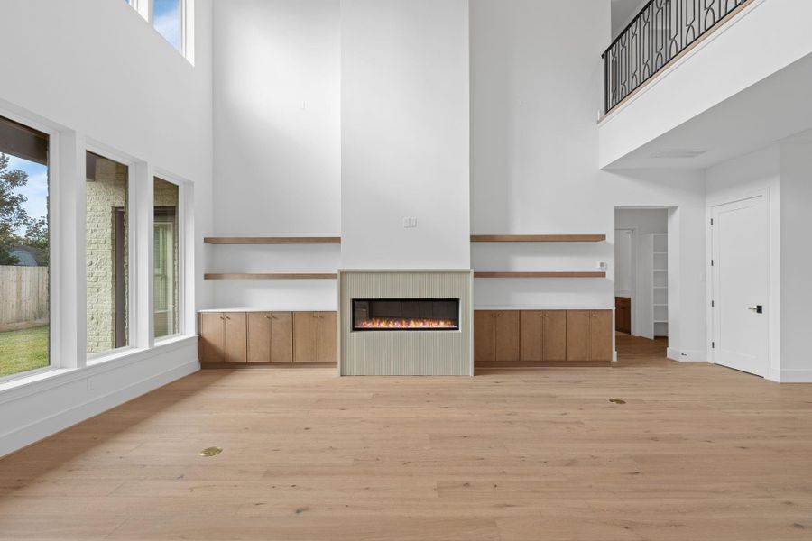 Spacious, unfurnished interior of a new home in , Houston (Image 21).