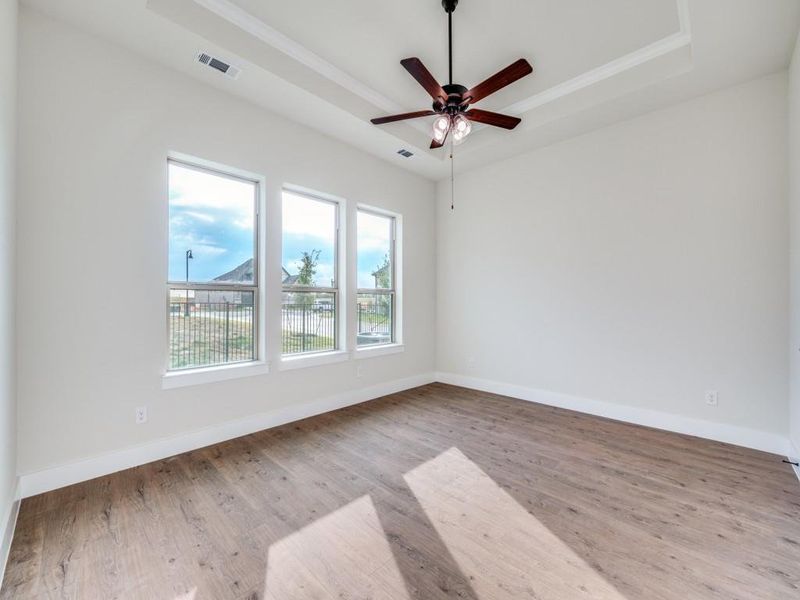 Spacious, unfurnished interior of a new home in Ladera Little Elm, Little Elm (Image 20).