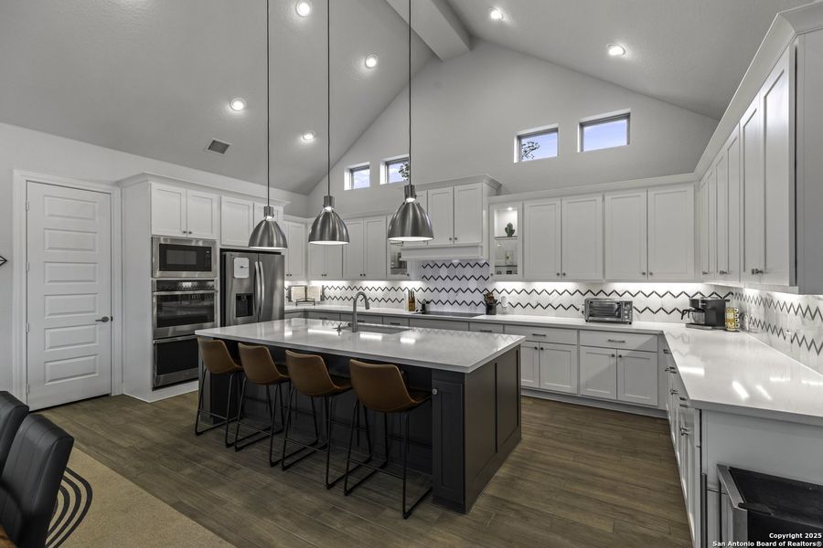 Furnished interior view inside a new home in Megan's Landing 1/2 Acre, San Antonio (Image 25). Furnished interior view inside a new home in Megan's Landing 1/2 Acre, San Antonio (Image 25).