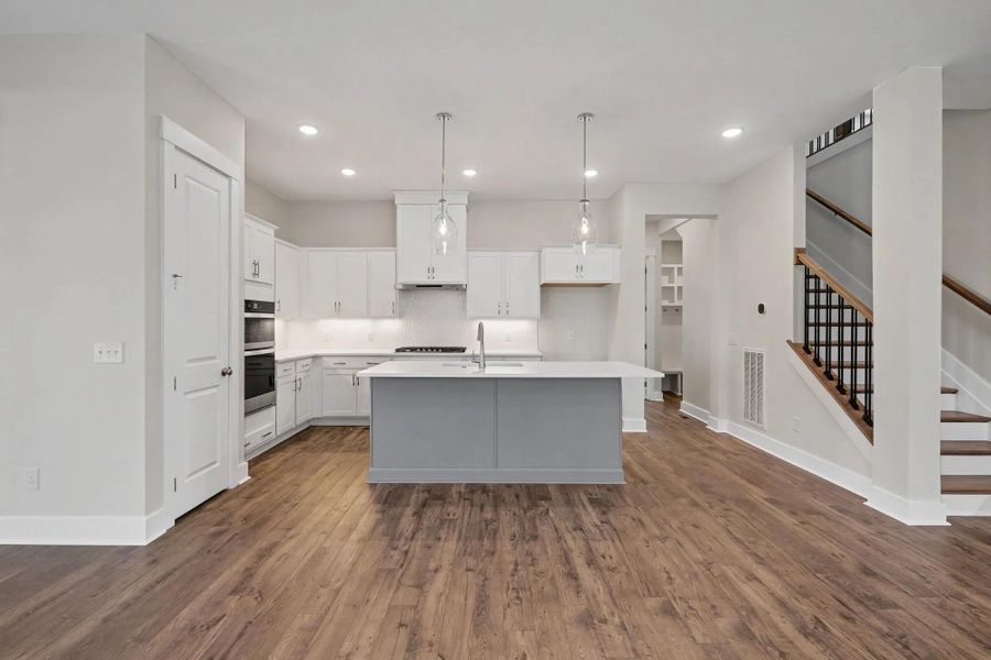 Kinsley H Kitchen Kinsley H Kitchen