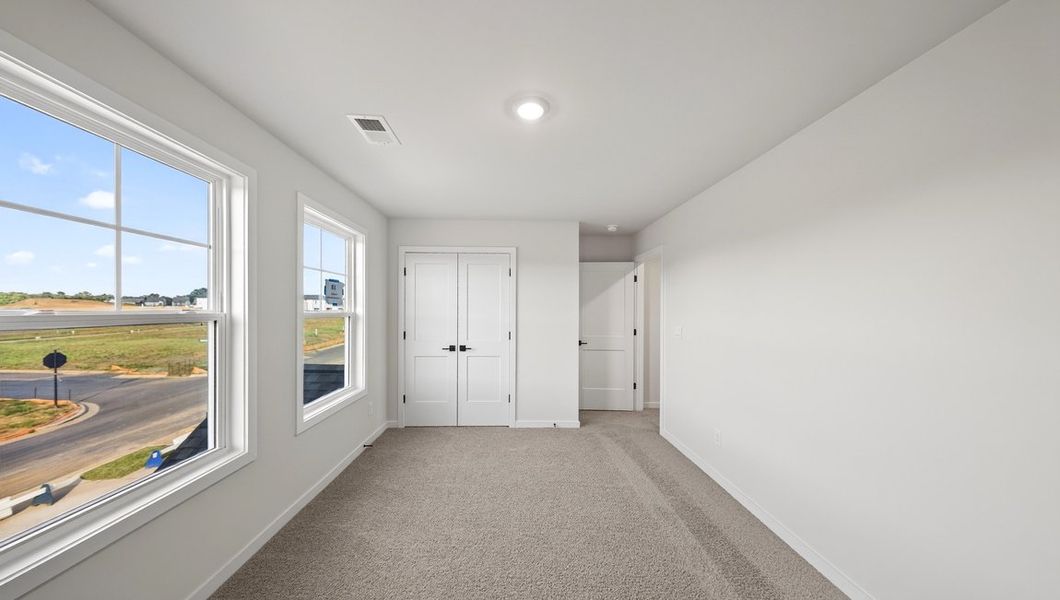 Spacious, unfurnished interior of a new home in Avalon of Gastonia, Gastonia (Image 33).