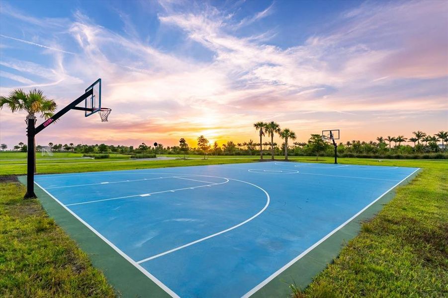 Community amenities in , Sarasota (Image 64).