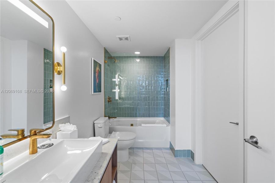 Furnished interior view inside a new home in Natiivo Miami, Miami (Image 35). Furnished interior view inside a new home in Natiivo Miami, Miami (Image 35).