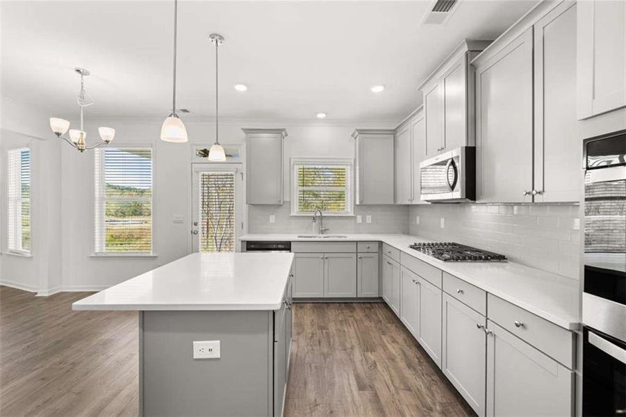 Furnished interior view inside a new home in Water Oak Estates, Lawrenceville (Image 12).